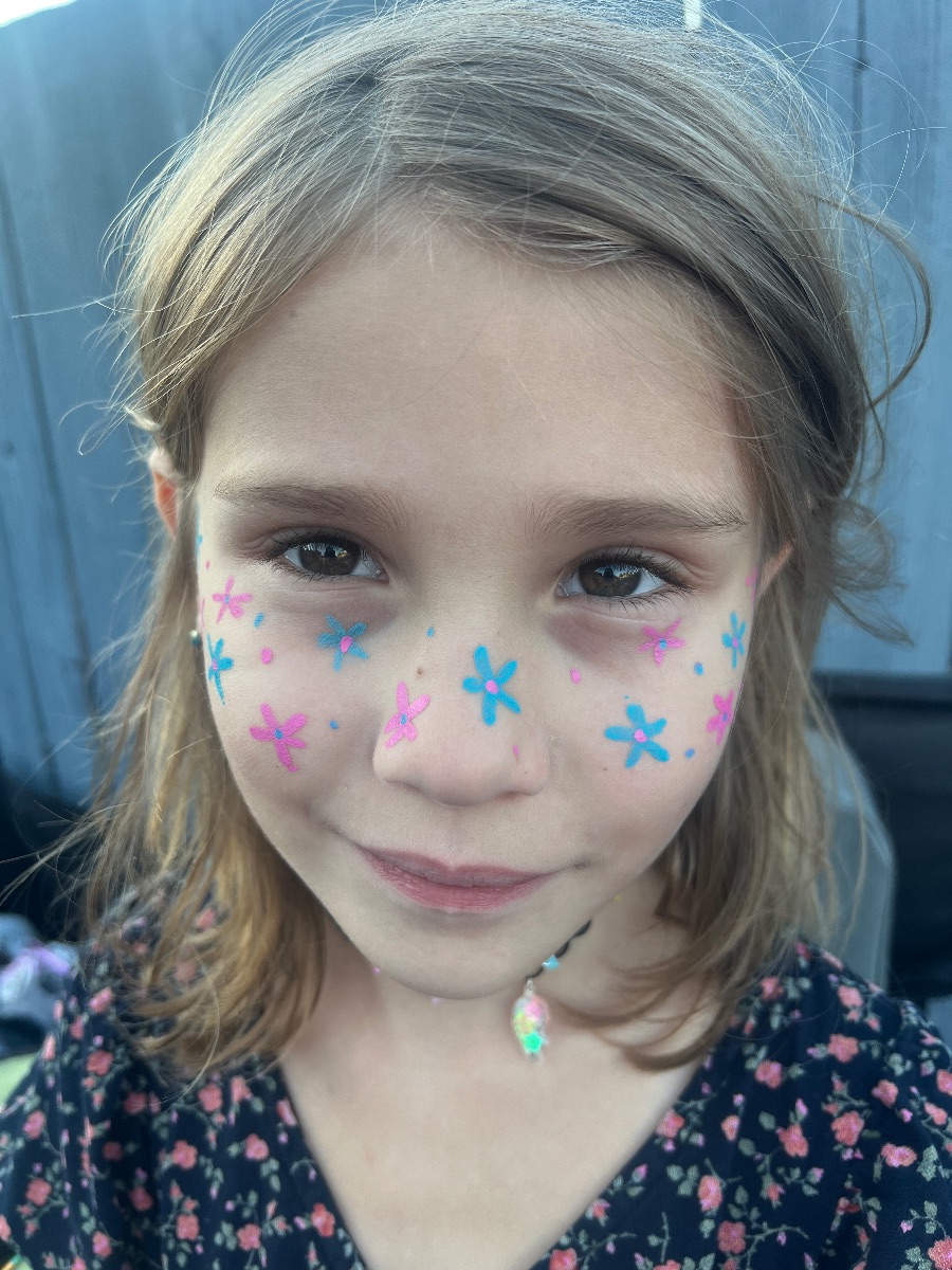 Flower freckles