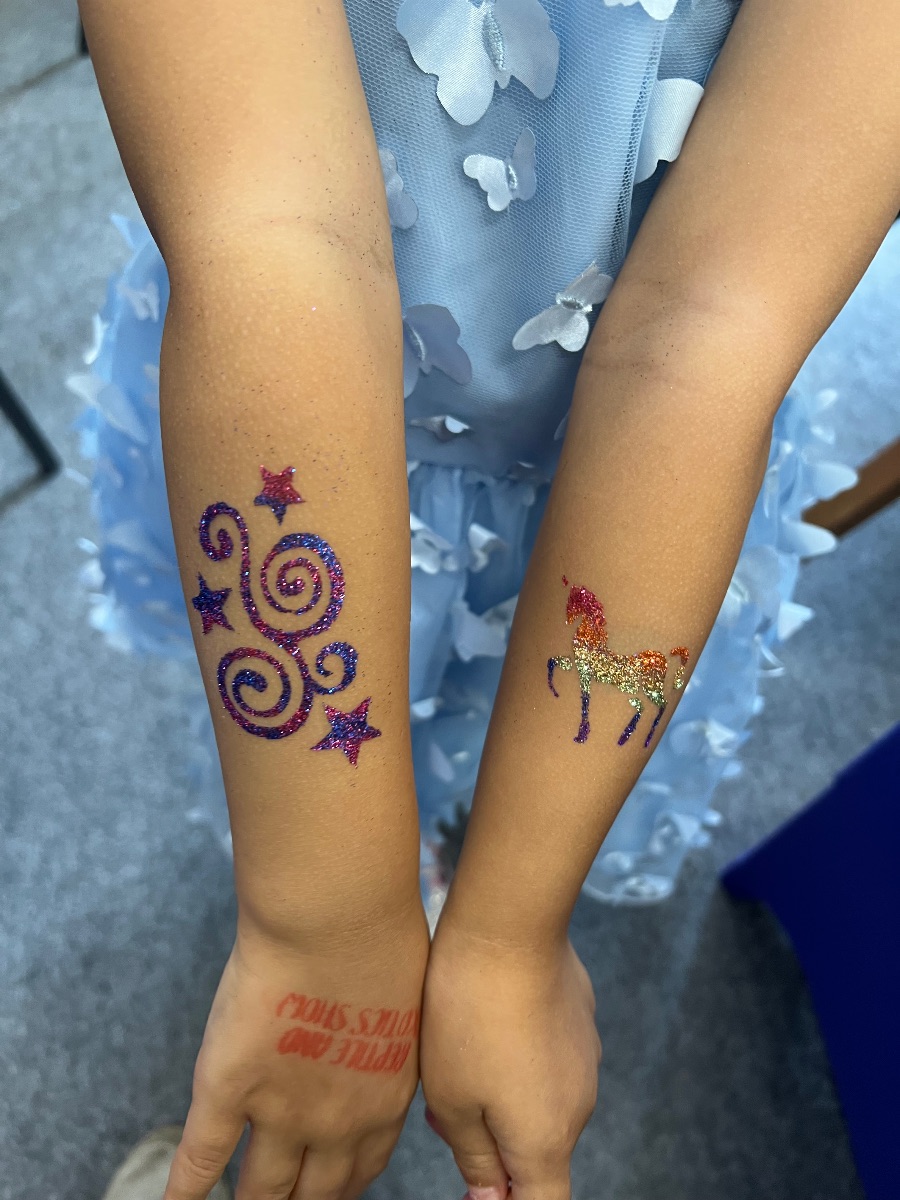 Swirls and unicorn