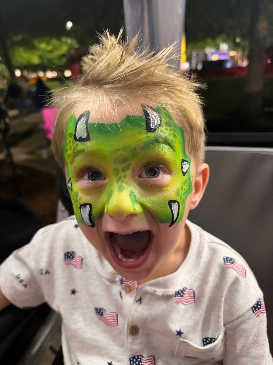 Dragon/dinosaur